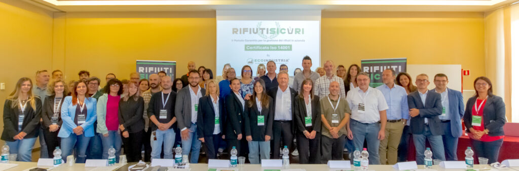 Partecipanti a corso RIFIUTISICURI 2025